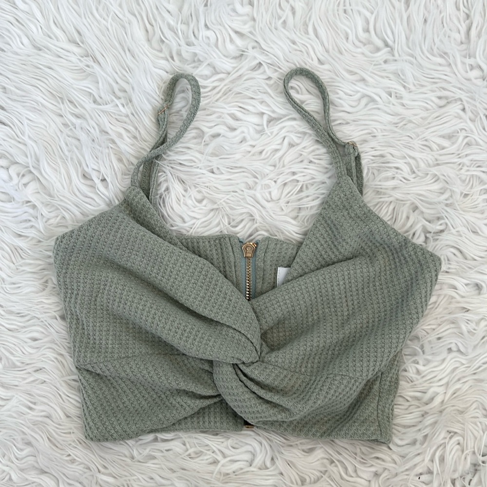 CLUB L LONDON SAGE GREEN CROP TOP